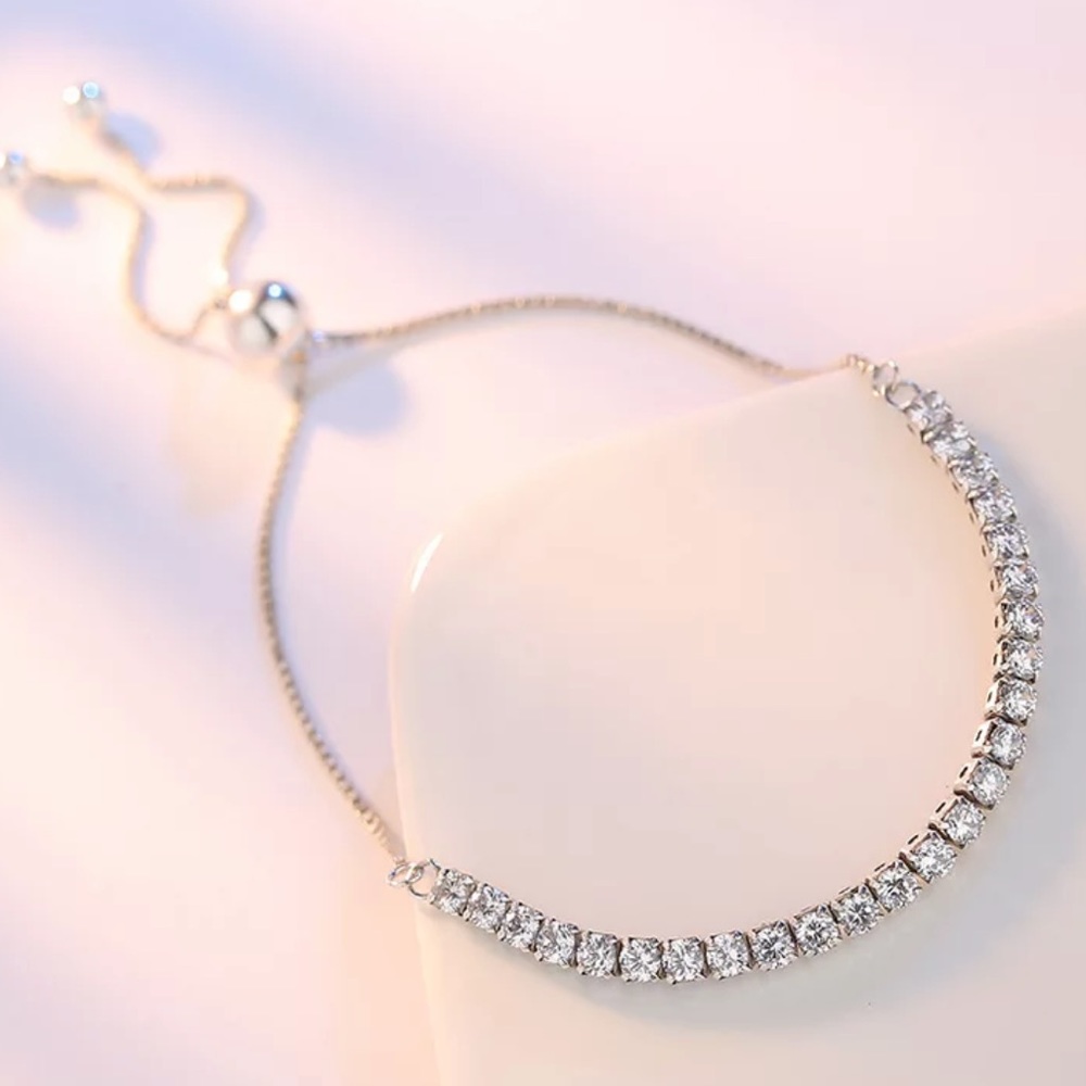 🤍Insta sparkle tennis  bracelet - Picture 2 of 5
